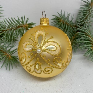 Yellow Christmas glass Ball , Xmas Ornaments, Blown Glass Christmas ball, Handmade Paited Christmas glass Baubles