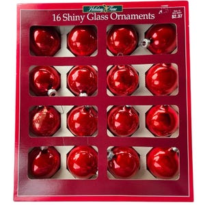 Vintage Holiday Time 16 Shiny Red Glass Christmas Ornaments Round Baubles